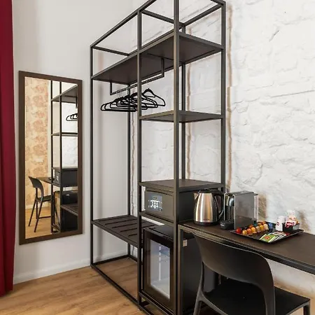 Adelante Piazza Bologna Bed & Breakfast Rome