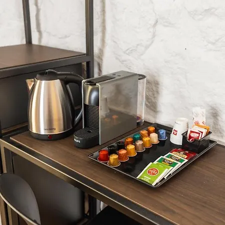 Bed & Breakfast Adelante Piazza Bologna Rome